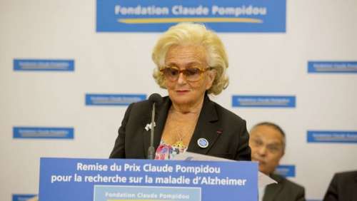 Claude Chirac évoque avec pudeur les tâches quotidiennes difficiles de sa mère pour sa fille Laurence handicapée