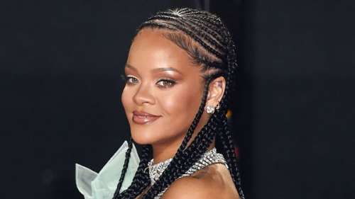 Rihanna enceinte : nouveau cliché de son baby-bump sans artifice dans sa salle de bain