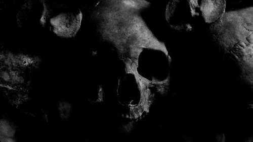 Macabre découverte en Isère : des spéléologues tombent sur un squelette humain dans une grotte