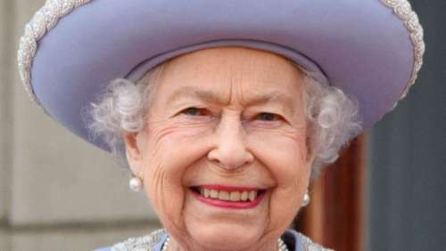 Elizabeth II : découvrez ses sept produits de beauté préférés aux prix étonnamment abordables