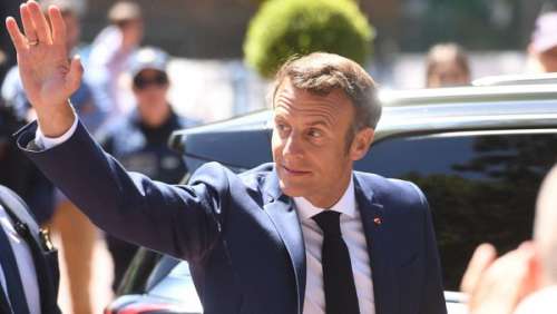 Emmanuel Macron : cette tradition étrange qu'il a nouvelle fois respectée lors de son vote au Touquet