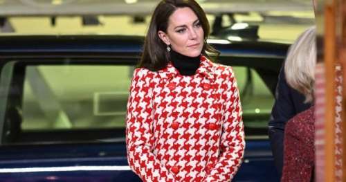 33 ans après, Kate Middleton rend hommage à Lady Diana dans un manteau élégant