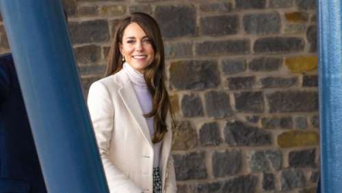 Kate Middleton : la princesse toujours aussi chic avec une jupe pied-de-poule à moins de 30 euros