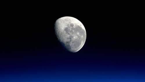 Lune cendrée : ce phénomène spectaculaire qui marque la semaine du 22 mai