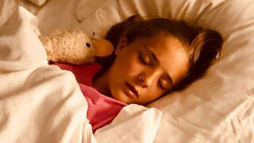 Loire-Atlantique : une petite fille se réveille en pleine nuit, ce qu'elle découvre dans son lit la terrifie
