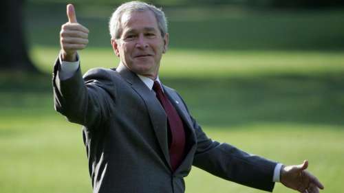 Les médias sociaux réagissent à la gaffe brutale de George W. Bush en Irak lorsqu’il parle d’Ukraine