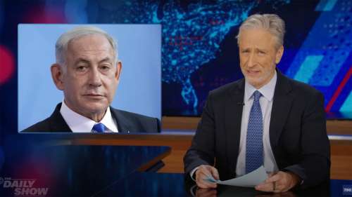 Jon Stewart partage ses réflexions sur la guerre à Gaza lors du monologue du « Daily Show »
