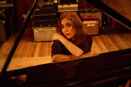 Regina Spektor sur ‘Home, Before and After’, COVID, ’11:11′ Box Set