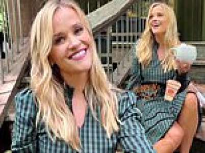 Reese Witherspoon joins the she's a 10 trend as she celebrates fall with a new video on social media