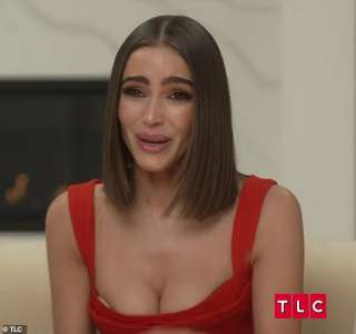 Olivia Culpo fond en larmes en discutant de son ex toxique dans la première bande-annonce de The Culpos