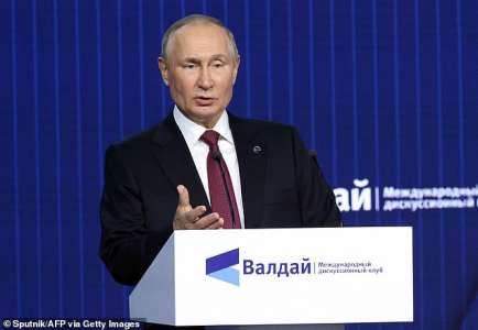 Poutine accuse l’Occident d’alimenter la guerre en Ukraine et de déstabiliser le monde dans sa dernière diatribe
