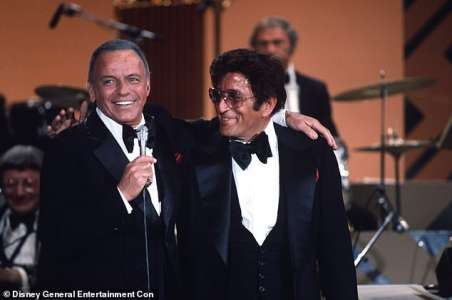 La mort de Tony Bennett met fin à l’ère du grand crooner : il était le chanteur préféré de Sinatra qui a illuminé Vegas et ses chansons ont été les bandes sonores de millions de premiers rendez-vous