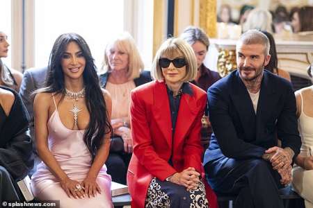 Est-ce le moment où Anna Wintour a snobé Kim Kardashian lors du défilé parisien de Victoria Beckham ?