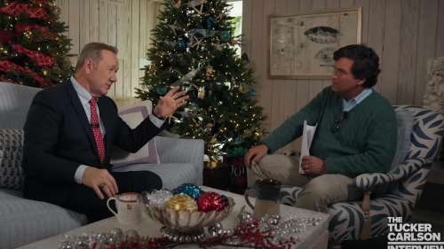 «Netflix existe grâce à moi» : l’étrange blague de Noël de Kevin Spacey et Tucker Carlson