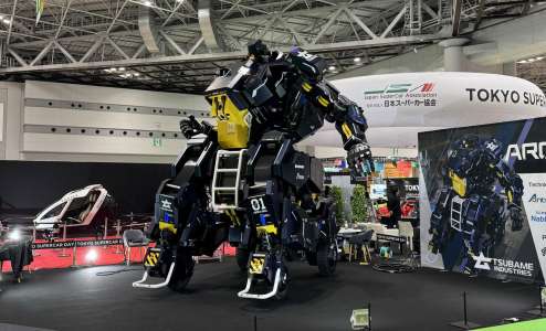 Fulguro poing ! Un Japonais crée un robot pilotable de l’intérieur comme Goldorak
