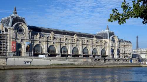 Paris rebaptise le bord de Seine face au musée d'Orsay en quai Valéry-Giscard-d'Estaing