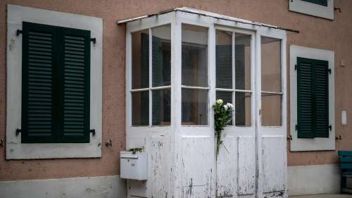 Le petit bourg suisse de Rolle pleure Jean-Luc Godard, un «gentil ours»