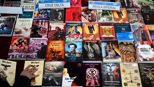 La police argentine saisit plus de 200 publications d’endoctrinement sur le nazisme