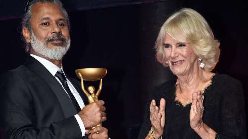 Le Sri Lanka félicite le lauréat du Booker Prize pour son roman sur la guerre civile