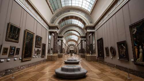 Le Louvre accueille des œuvres ukrainiennes pour les sauver de l'invasion russe