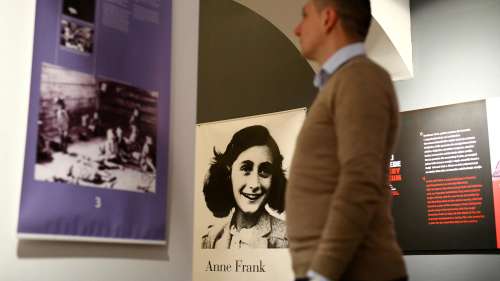 Anne Frank a-t-elle été dénoncée par un notaire juif ? C'est la thèse d'un nouveau livre