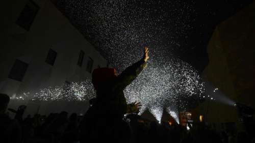 Aix-en-Provence expérimente le feu d'artifice «biodégradable» pour une «fête durable»