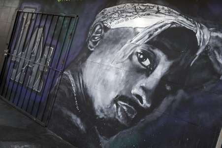 Une maison perquisitionnée dans le cadre de l'enquête sur le meurtre de Tupac Shakur