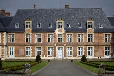 La Cour des comptes enquête sur la vente du mobilier du château de Grignon