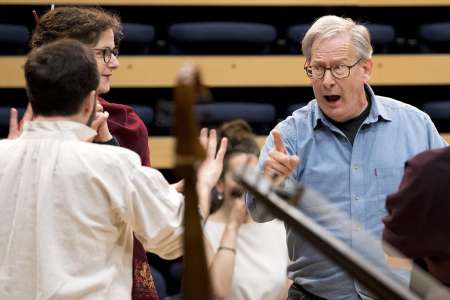 Le chef d’orchestre John Eliot Gardiner quitte le Festival Berlioz après un démêlé avec un chanteur