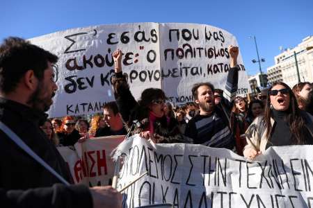 Les intermittents du spectacle en grève contre la dévalorisation de leur formation en Grèce