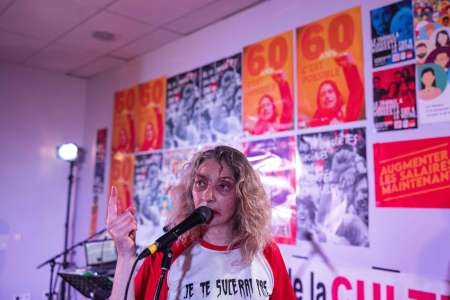 Retraites: Corinne Masiero anime une soirée cabaret en soutien à la caisse de grève de la CGT