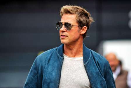 Brad Pitt sur le circuit du Grand Prix de Silverstone pour le tournage d'un film sur la F1