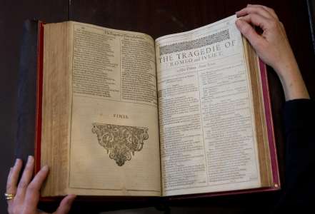 Le premier recueil des pièces de Shakespeare exposé le temps d'une journée à Londres
