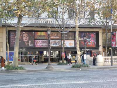 Salles de cinéma à Paris: après les fermetures sur les Champs-Élysées, une nouvelle ère s’ouvre