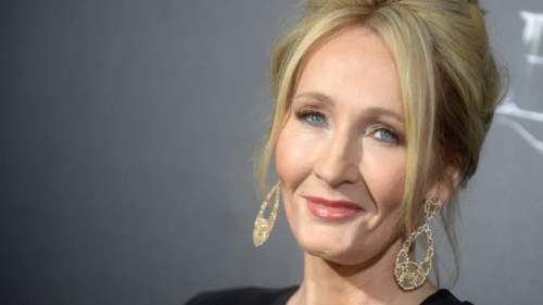 J.K. Rowling publie des tweets jugés transphobes et s'attire les foudres d'Harry Potter