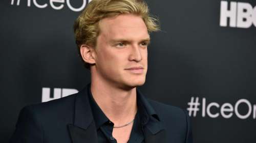 Ex-nageur, le chanteur Cody Simpson pourrait tenter sa chance aux prochains Jeux Olympiques