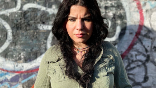 Femme, Kurde et journaliste : Zehra Doğan raconte l'horreur des geôles d'Erdogan