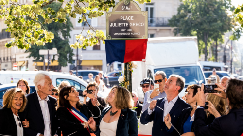 La place Juliette Gréco inaugurée à Saint-Germain-des-Prés