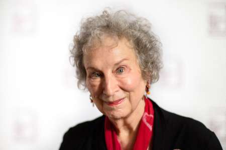 Margaret Atwood met en garde contre une épidémie de conspirations
