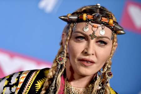 Madonna raconte avoir été exposée au coronavirus dans une énigmatique vidéo