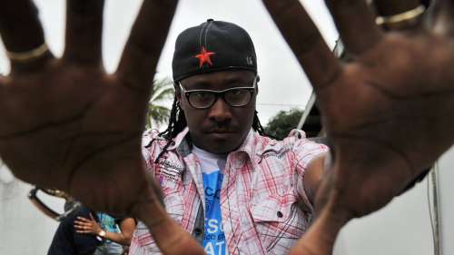 «Choqués» et «groggy»: des artistes sénégalais manifestent leur incrédulité après le report de la présidentielle