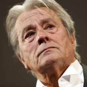 Pétition contre la palme d’Alain Delon: le festival de Cannes s’insurge contre la «police politique»