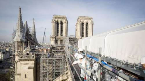 Reconstruction de Notre-Dame: le plomb pour la toiture et la flèche fait débat