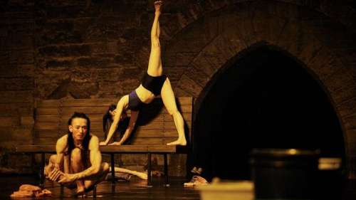 Au Festival d’Avignon, la danse mise à nu