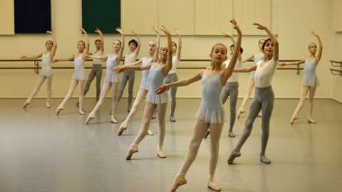 L’école de danse de l’Opéra de Paris est-elle encore un modèle?