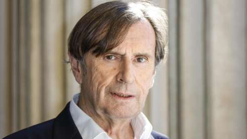L’écrivain et ancien ambassadeur Daniel Rondeau est élu à l’Académie française