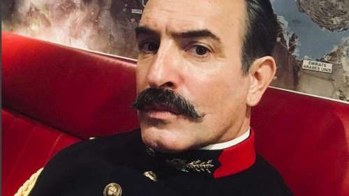 Jean Dujardin, fier de porter l'uniforme du colonel Picquart dans l'adaptation de l'Affaire Dreyfus