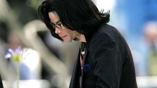 Des premières révélations à Leaving Neverland, histoire des affaires de Michael Jackson