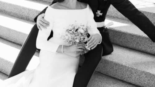Le prince Harry et Meghan Markle stupéfaits pour une soirée en amoureux sur le tapis rouge