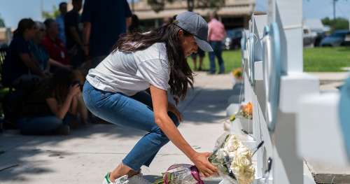 Meghan Markle visite le Texas Shooting Memorial : Photos